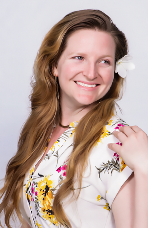 Lindsey Wuest co-taught the interactive “Art and the Brain” class with Kristin Beck. Attendees drew pictures of neurons and discussed what it would be like to lose their earliest and favorite memories. (Photo courtesy of Lindsey Wuest.)